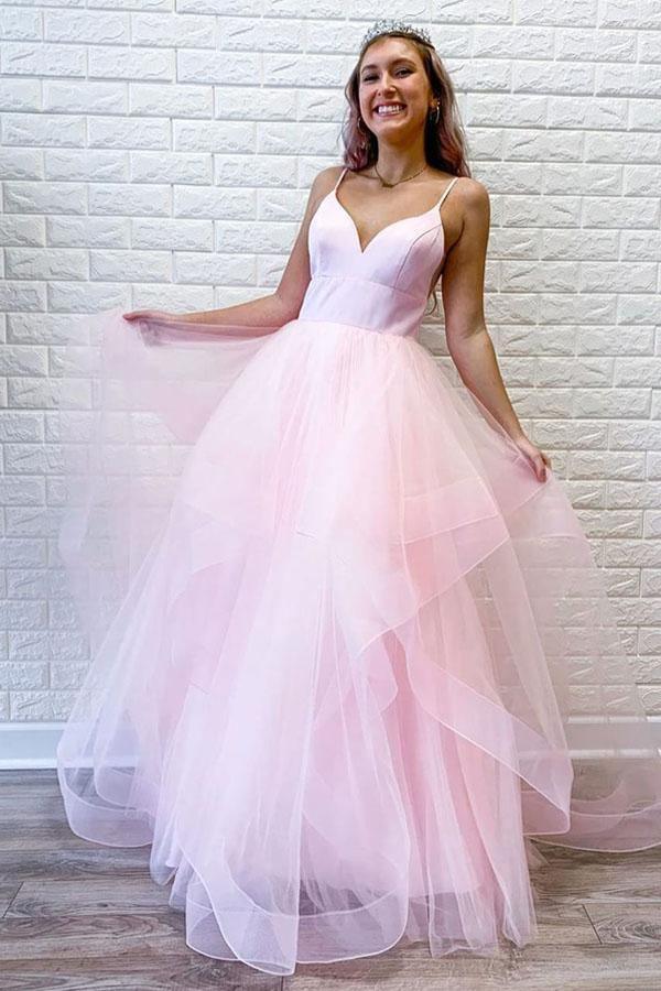 Vestido de baile/formal comprido, simples, com folhos em tule rosa e alças finas PSK093