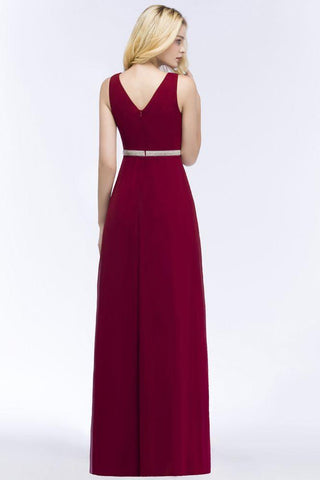 Plus Size A-Linie V-Ausschnitt Langes ärmelloses Chiffon-Brautjungfernkleid mit Rüschen und Perlenbesatz