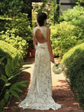 Abito da Sposa con Scollo a V in Pizzo Senza Maniche, Foderato/Tubino e Strascico
