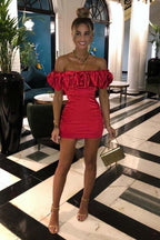 Rotes Satin Rüschenärmel Bardot Minikleid Homecoming Kleid Y1750