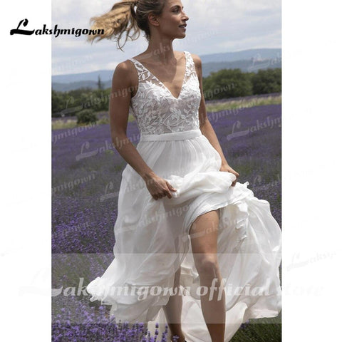 NumberSea V-Ausschnitt Spitze Ärmellos Offener Rücken Elegante Brautkleider für Frauen 2021 Strand Sweep Zug Vestido de Fiesta de Boda Lakshmigown