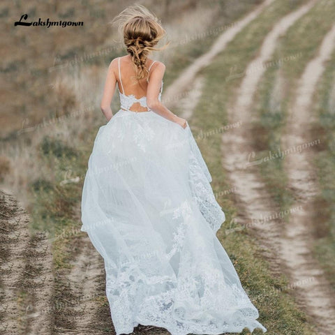 NumberSea Zweiteiliges Tüll-A-Linien-Boho-Brautkleid mit V-Ausschnitt, Spaghettiträgern, rückenfrei, ärmellos, Kapellenschleppe, Brautkleider, Applikationen, Falten
