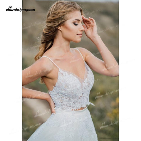 NumberSea Zweiteiliges Tüll-A-Linien-Boho-Brautkleid mit V-Ausschnitt, Spaghettiträgern, rückenfrei, ärmellos, Kapellenschleppe, Brautkleider, Applikationen, Falten