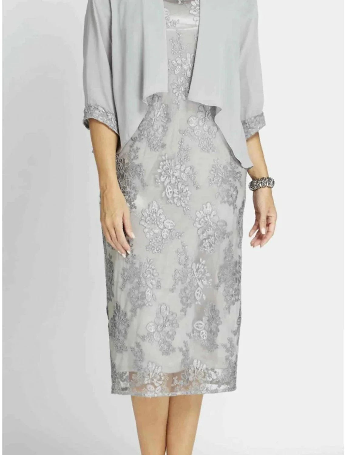 Vestido tubinho/coluna para mãe da noiva, convidada de casamento, elegante, pequeno, decote redondo, comprimento chá, chiffon, manga curta com franzido, cor sólida