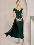 Etuikleid/Säulenkleid für die Mutter der Braut, Hochzeitsgast, Party, elegant, V-Ausschnitt, knöchellang, Stretch-Stoff, kurze Ärmel, mit Falten, Kristallbrosche