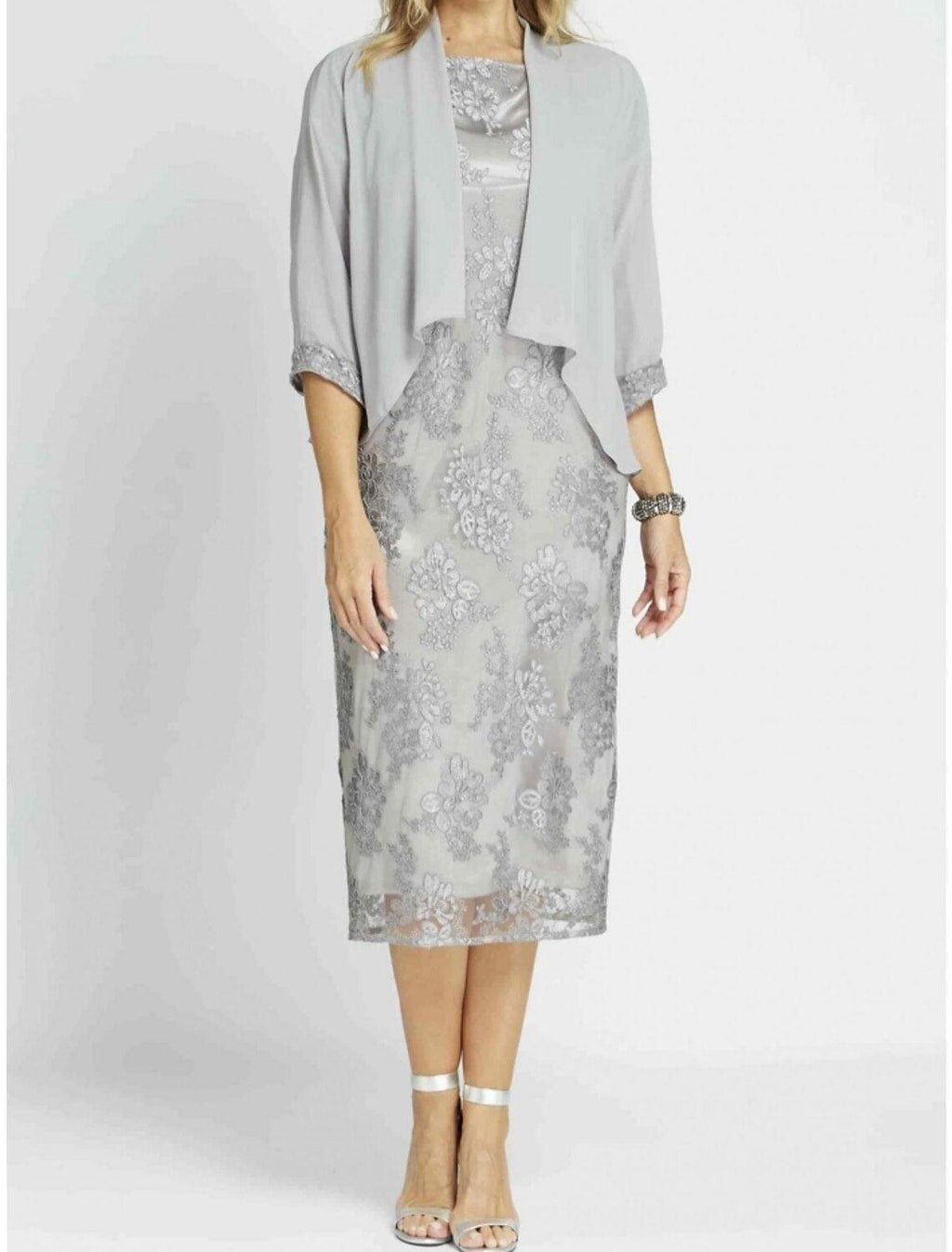 Vestido tubinho/coluna para mãe da noiva, convidada de casamento, elegante, pequeno, decote redondo, comprimento chá, chiffon, manga curta com franzido, cor sólida