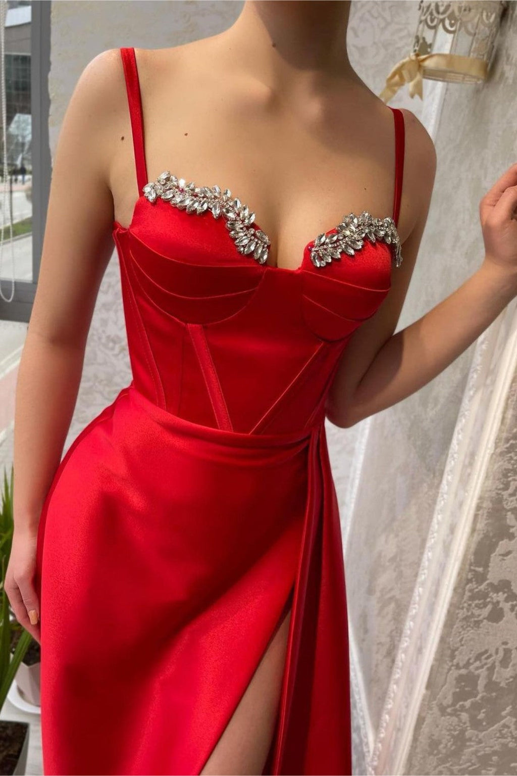 Red Long Mermaid Spaghetti Strap Satin Prom Dresses with High Slit