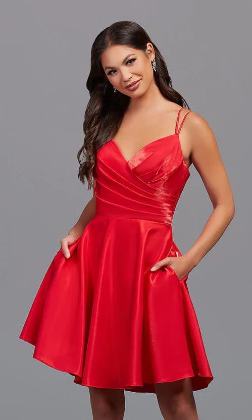 Vestido Corto Brillante para el Baile de Graduación con Bolsillos SYH15