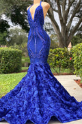 Vestido de Fiesta Largo con Escote en V, Tirantes al Cuello, Cola de Sirena y Espalda Abierta en Azul Real