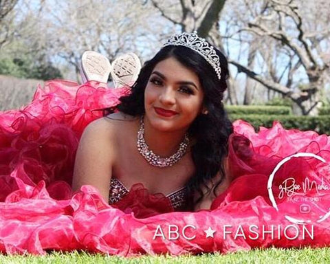 Trägerloses Quinceanera-Kleid mit Rüschen von House of Wu 26833