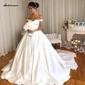 Robe de mariée satinée NumberSea sans épaules avec laçage dans le dos