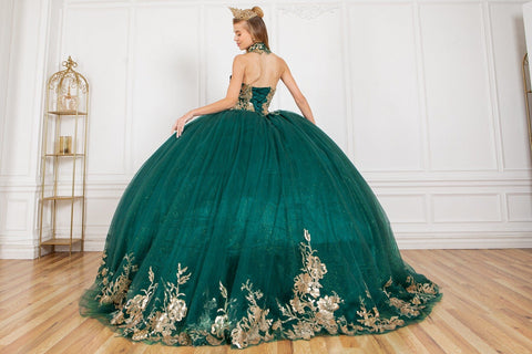 Ballkleid mit Pailletten und Cape-Ärmeln von Cinderella Couture 8064J