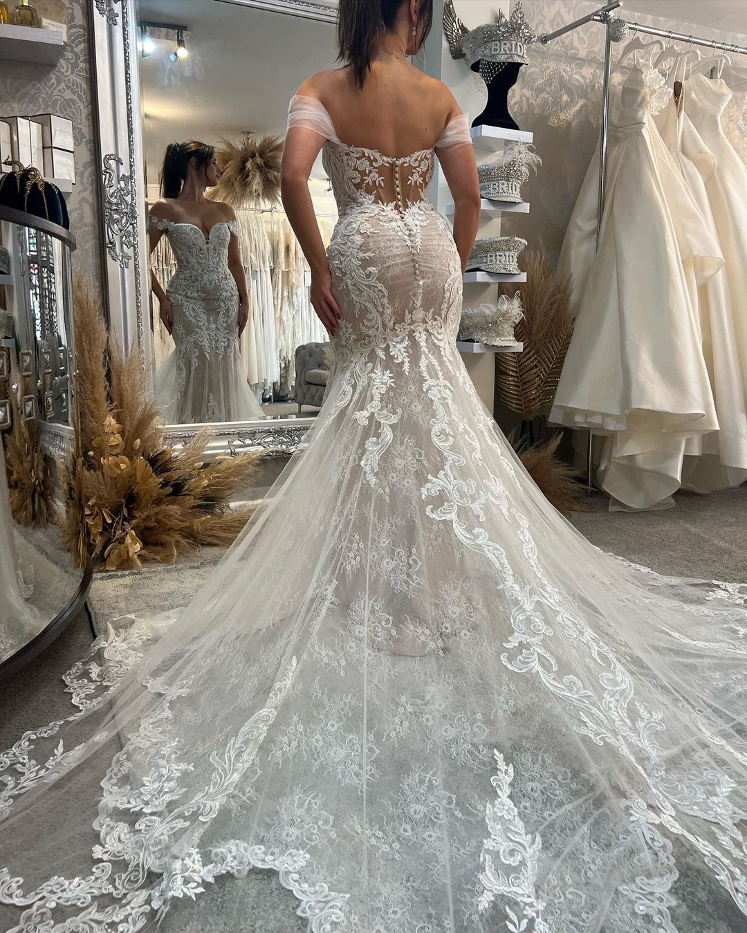 Sexy bodenlanges Trägerloses Herz-Ausschnitt Meerjungfrau-Spitzen Brautkleid