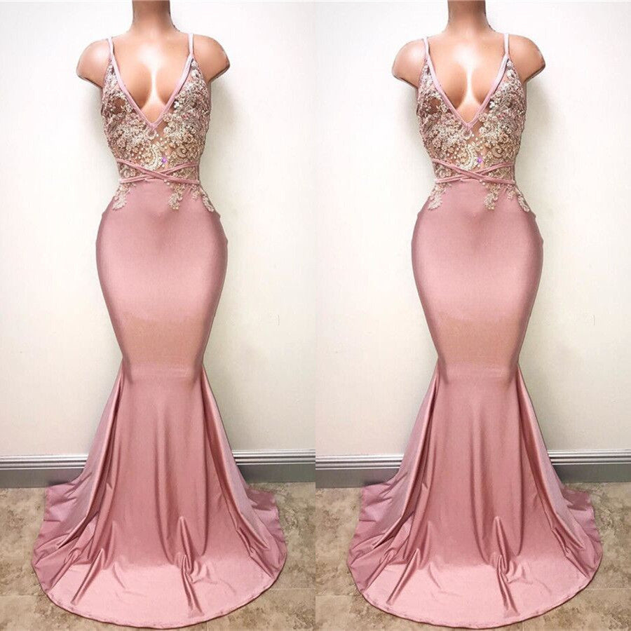 Sexy Lace-Appliques Sleeveless Mermaid Spaghettis-Strap Evening Gowns