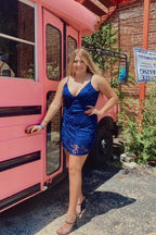 Sexy königsblaues V-Ausschnitt-Spaghettiträger-Trägerloses Kurzes Homecoming-Kleid