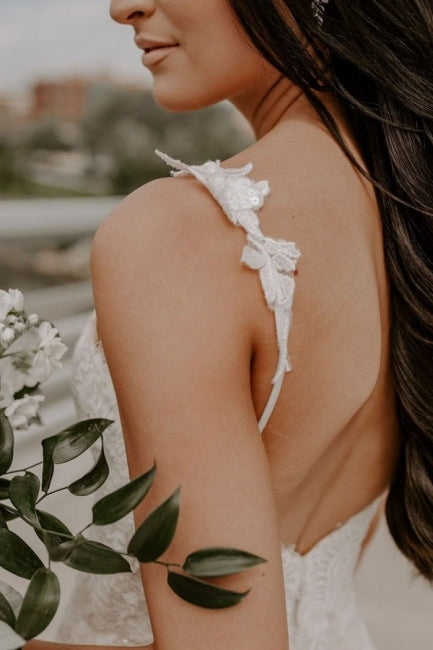 Sexy Trägertop-Armloses Meerjungfrau-Spitzen-Brautkleid mit Hofzug
