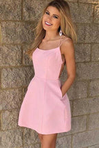 Sexy Träger Kurzes Rosa Heimkehrkleid Mit Taschen PD102