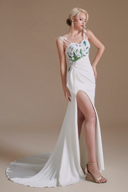 Sexy Trägerloses Meerjungfrau-Spitzenkleid mit Spaghettiträgern aus Satin in Bodenlänge