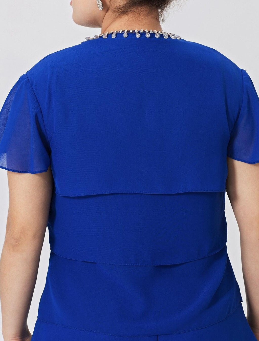 Vestido de mãe da noiva com bainha/coluna, clássico e intemporal, elegante e luxuoso, tamanho grande, decote em joia, comprimento até ao joelho, chiffon, manga curta com cristais, em camadas