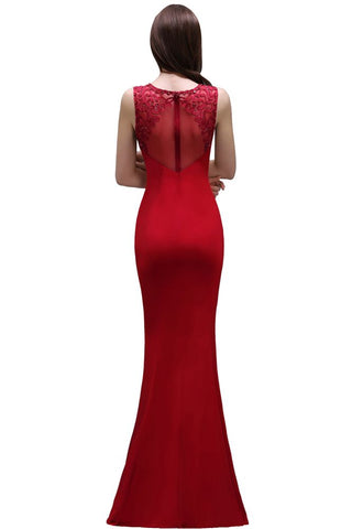 Bodenlanges, burgunderrotes Ballkleid mit Rundhalsausschnitt und Applikationen