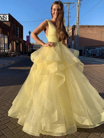 Glänzend gelbes langes A-Linien-Abschlussballkleid mit V-Ausschnitt und flauschigem Tüll