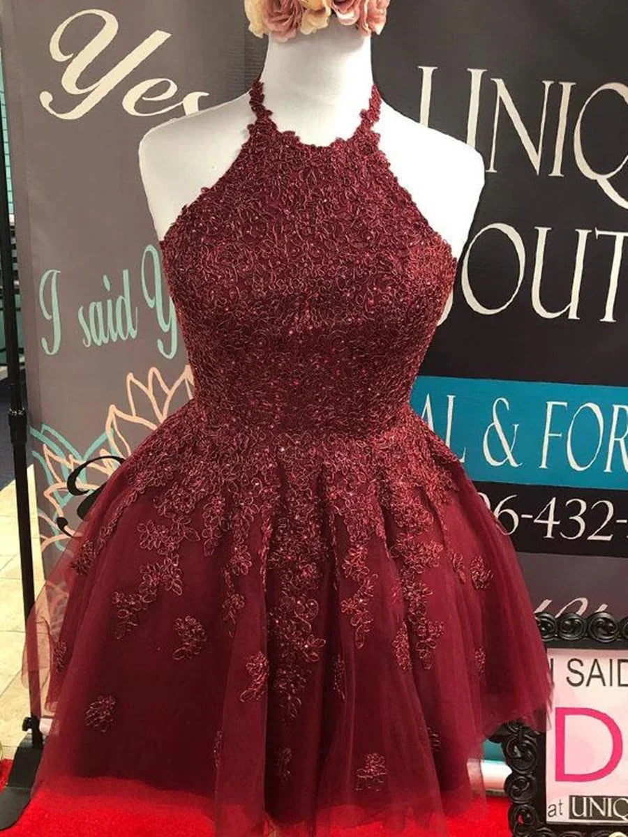 Kurzes A-Linien Träger-Spitzen-Tüll-Prom-Homecoming-Kleid ohne Rücken