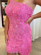 Kurzes Meerjungfrauen-Promkleid mit Ein-Schulter-Spitze in Pink Homecoming-Kleider