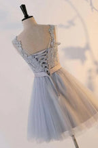 Vestidos Cortos para el Baile de Graduación con Nudo Plateado y Tul con Aplicación PD302