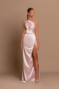 Robe de bal longue satinée simple, ligne A, une épaule, avec fente