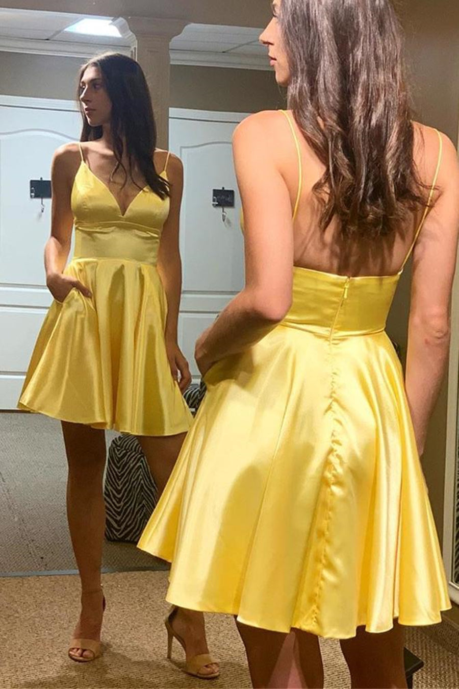 Vestidos de baile curtos de cetim amarelo com decote em V e costas nuas, simples, com bolsos