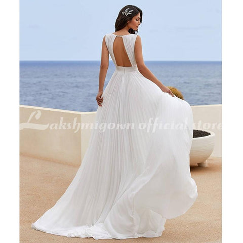 Vestido de noiva simples em chiffon com pregas e decote em V simples