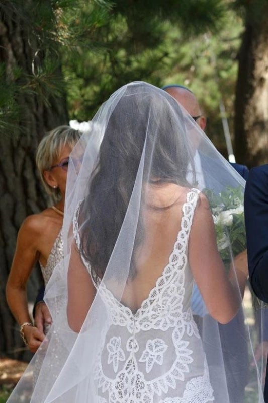 Einfaches Nackenärmelloses Hübsches Meerjungfrau-Spitze V-Rücken Strand Elegantes Hochzeitskleid