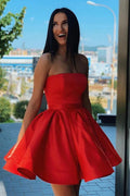 Robe de bal sans bretelles courte en satin rouge simple PD376