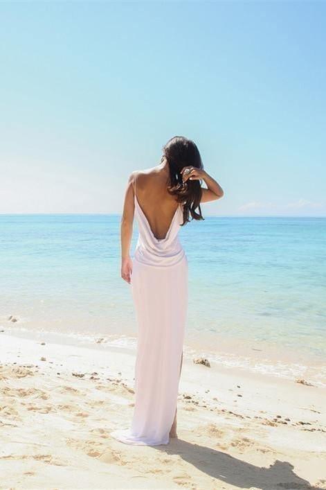 Einfaches, verführerisches Brautkleid mit offenem Rücken, Seitenschlitz und Trägern für den Strand