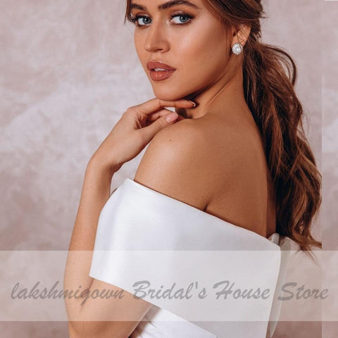 NumberSea Schlichtes weißes Satin-Brautkleid in Teelänge