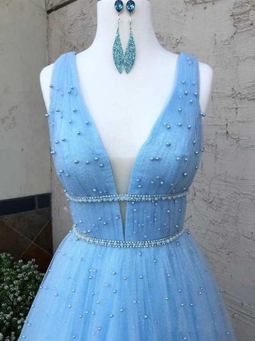 Vestido de baile comprido com decote em V azul-celeste e missangas, pérolas e tule, lindo vestido de baile PG836