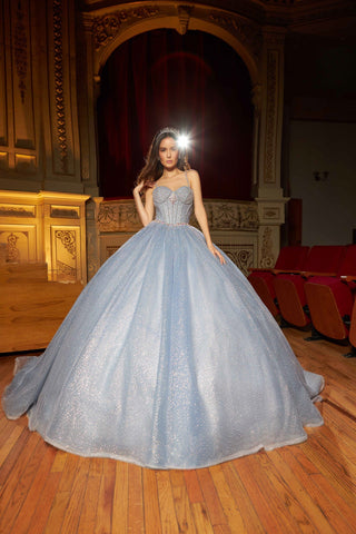 Ärmelloses Quinceanera-Kleid mit Perlenbesatz von Ragazza DV96-596