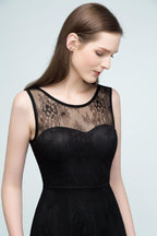 Sleeveless Lace A-line Knee Length Bridesmaid Dresses