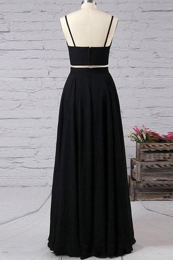 Vestido de festa preto em chiffon com alças finas e racha lateral PG731