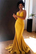 Vestido de Noche Largo de Sirena en Satin Amarillo con Escote en V y Tirantes Espagueti