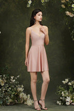 Trägerloses Abendkleid mit Spaghettiträgern in Satin, A-Linie, kurz