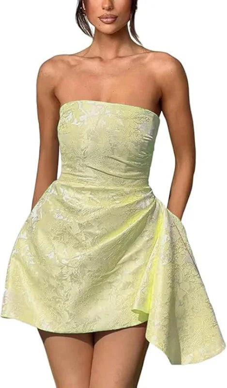 Wunderschönes gerafftes Satin-Minikleid für Partys trägerlos mit floralem Jacquard und Tasche für den Homecoming-Ball