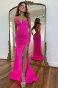 Vestido de Noche Largo de Sirena en Fucsia Brillante con Tirantes Espagueti y Espalda Descubierta con Abertura