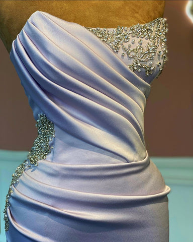 Vestido de festa comprido sereia sem alças e frente aberta