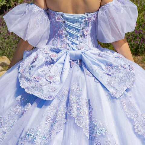 Trägerloses Ballkleid mit Puffärmeln von Cinderella Couture 8115J