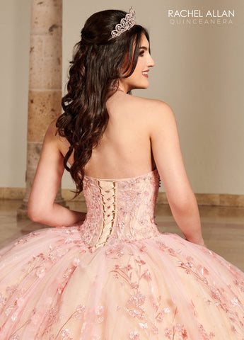 Trägerloses Quinceanera-Kleid mit Puffärmeln von Rachel Allan RQ1123