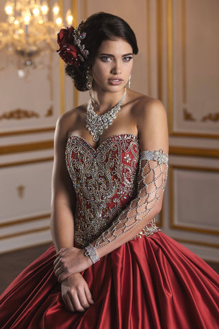 Vestido de quinceanera de cetim sem alças da Fiesta Gowns 56376