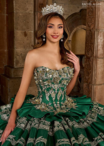 Trägerloses, gestuftes Quinceanera-Kleid von Rachel Allan RQ5003