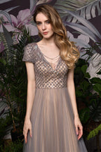 Auffälliges Aline Langes Abendkleid Quincenera Swing Kleid Kurze Ärmel