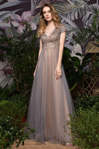 Auffälliges Aline Langes Abendkleid Quincenera Swing Kleid Kurze Ärmel